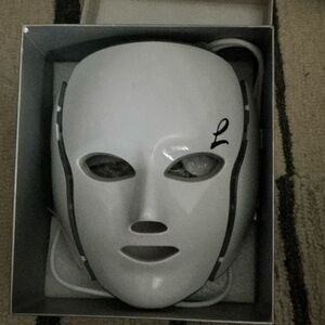 LED Face Mask New in Box